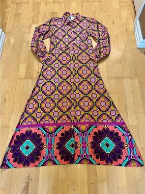 Tensione In Long-Sleeve A-Line Maxi Dress in Vibrant, Psychedelic Floral Print
